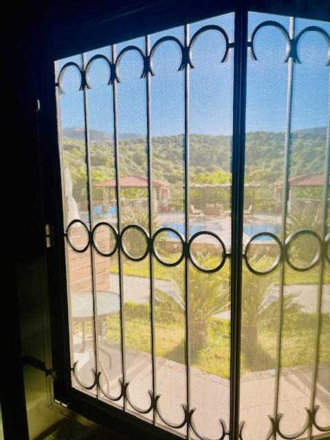 Ataviros Aparthotel