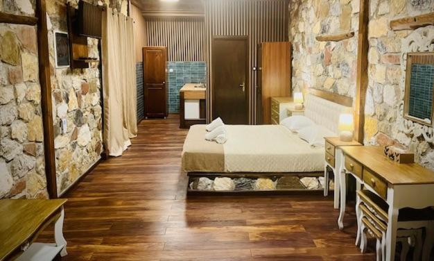 Ataviros Aparthotel Émbonas