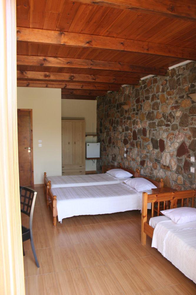 Aparthotel Ataviros 2*